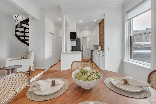 $4,750 | 17 Cazenove Street, Unit 404B, Boston, MA 02116