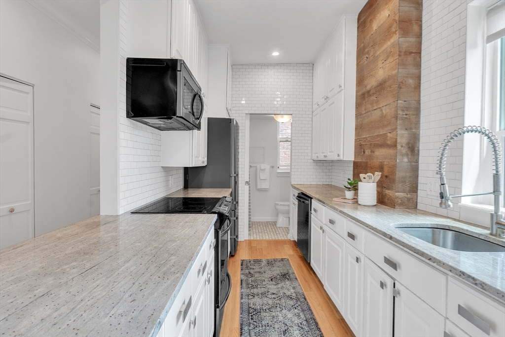 17 Cazenove Street, Unit 404B Boston, MA 02116 - Photo 10 of 37