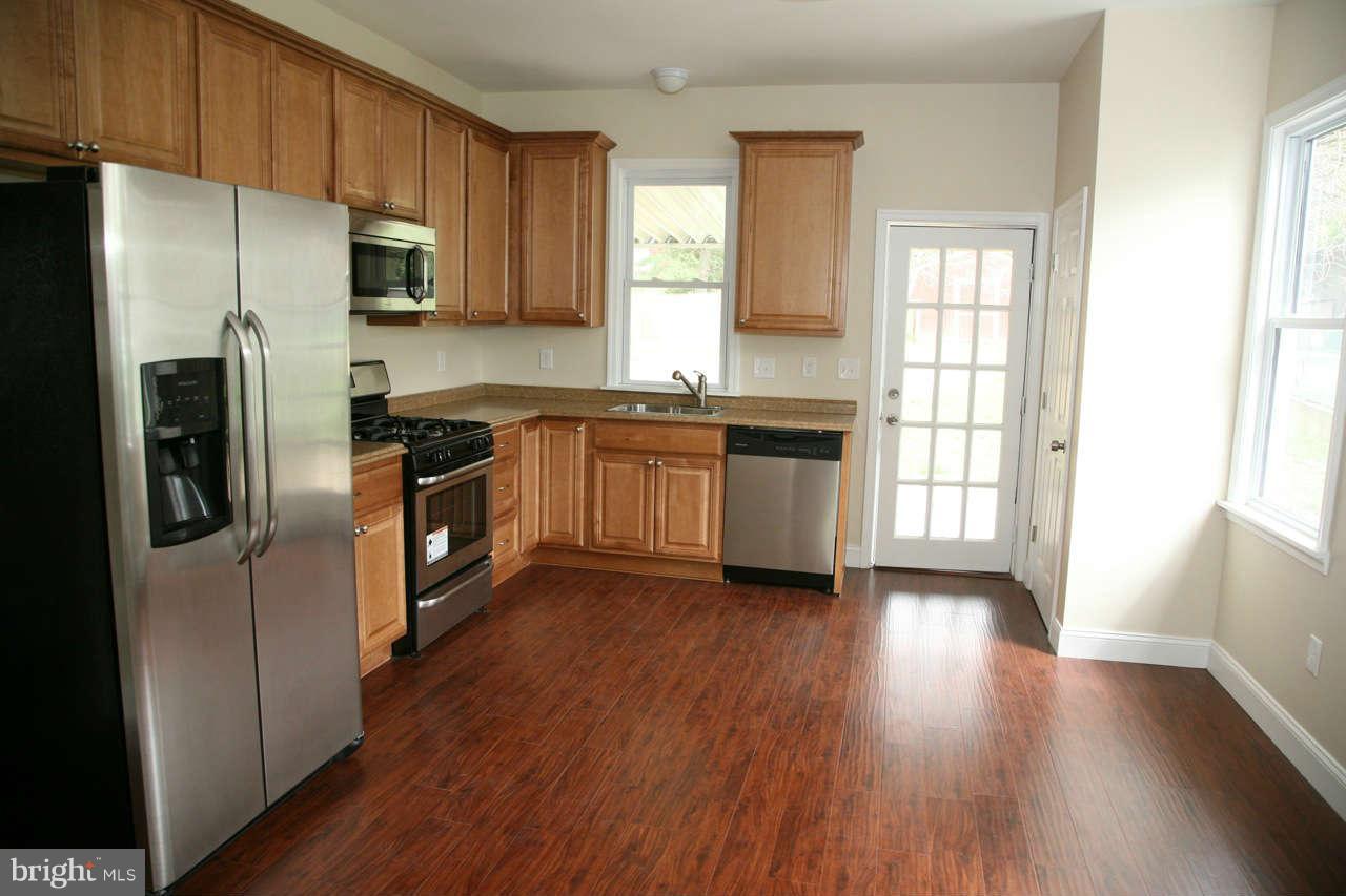 324 Stillwater Road Essex, MD 21221 - Photo 5 of 19 Kitchen