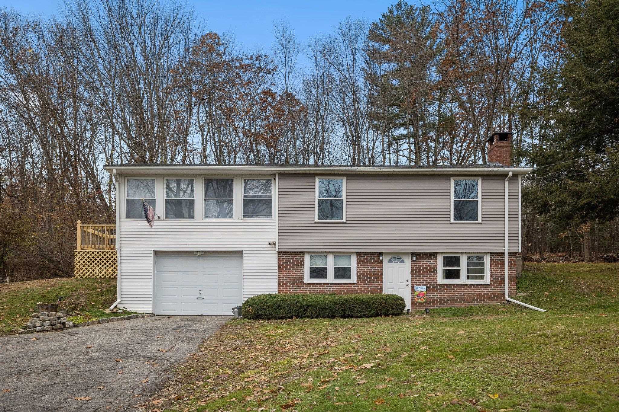 54 Nottingham Road Raymond, NH 03077 - Photo 1 of 36