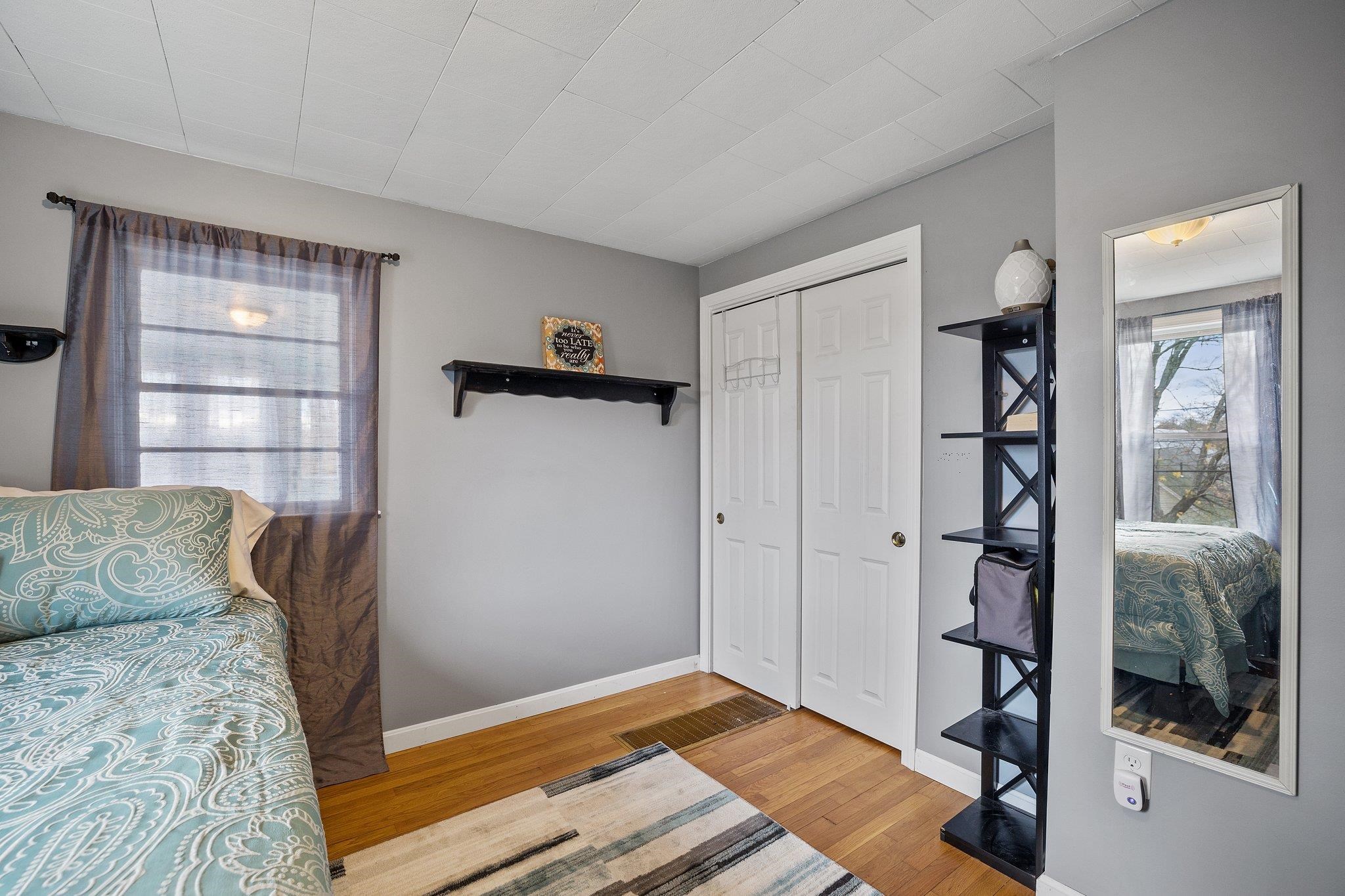 54 Nottingham Road Raymond, NH 03077 - Photo 25 of 36