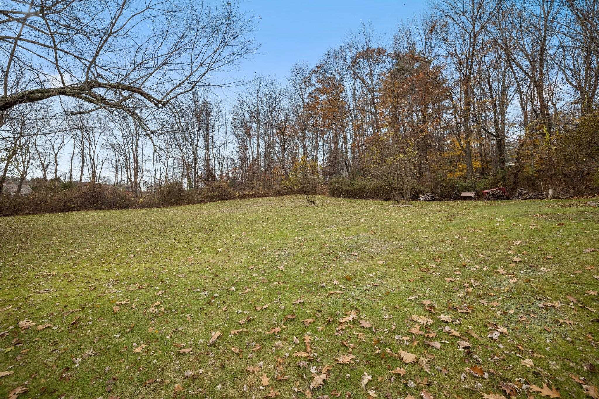 54 Nottingham Road Raymond, NH 03077 - Photo 8 of 36