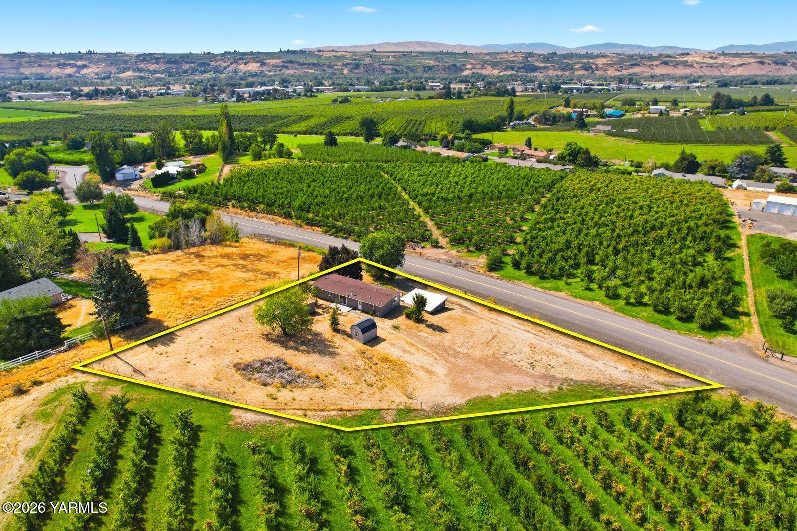 2040 Selah Naches Road Yakima, WA 98908 - Photo 39 of 40 2040 Selah Naches Rd 0040 LL