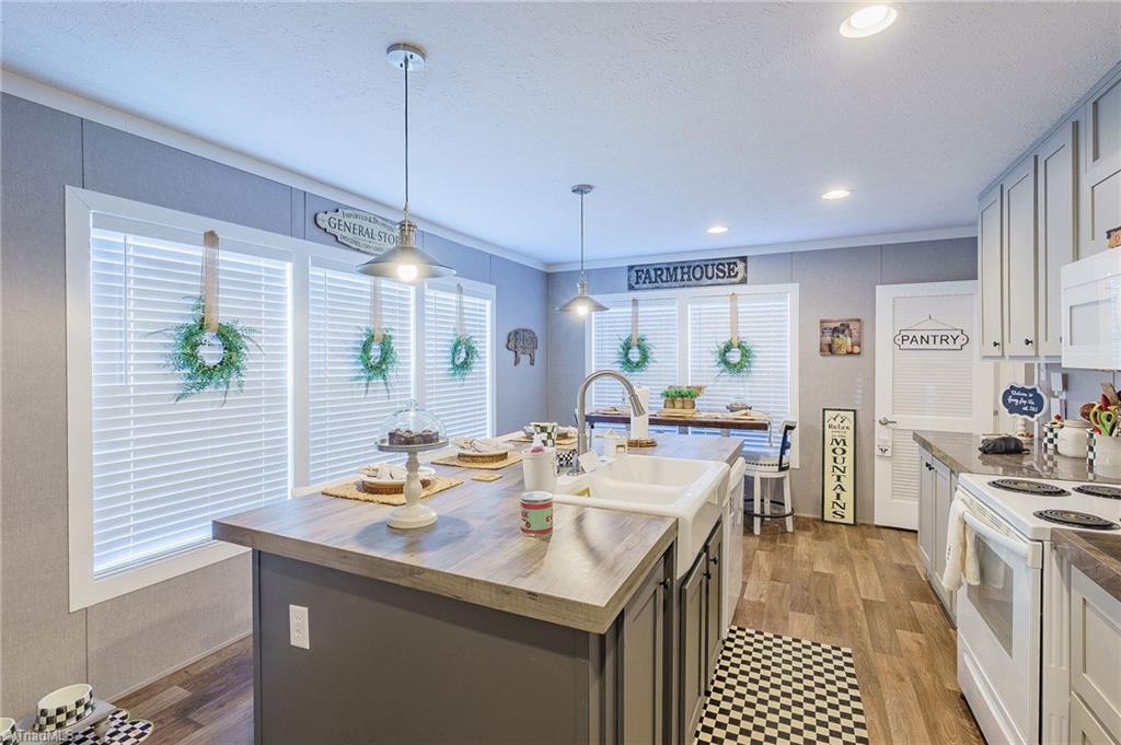 205 Volunteer Road Fancy Gap, VA 24328 - Photo 24 of 42