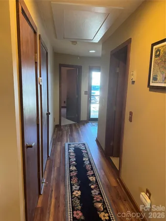 $525,000 | 302 Eagles Nest Court South, Mars Hill, NC 28754