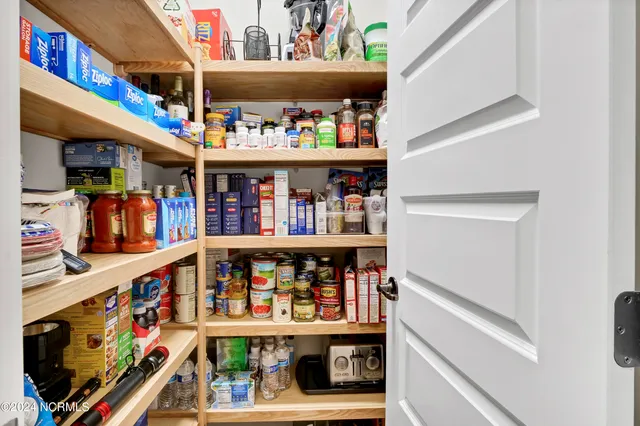 $690,000 | 2600 Sweet Sassafrass Street Northeast, Leland, NC 28451