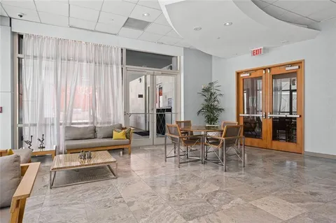 $250,000 | 3338 Peachtree Road Northeast, Unit 1105, Atlanta, GA 30326