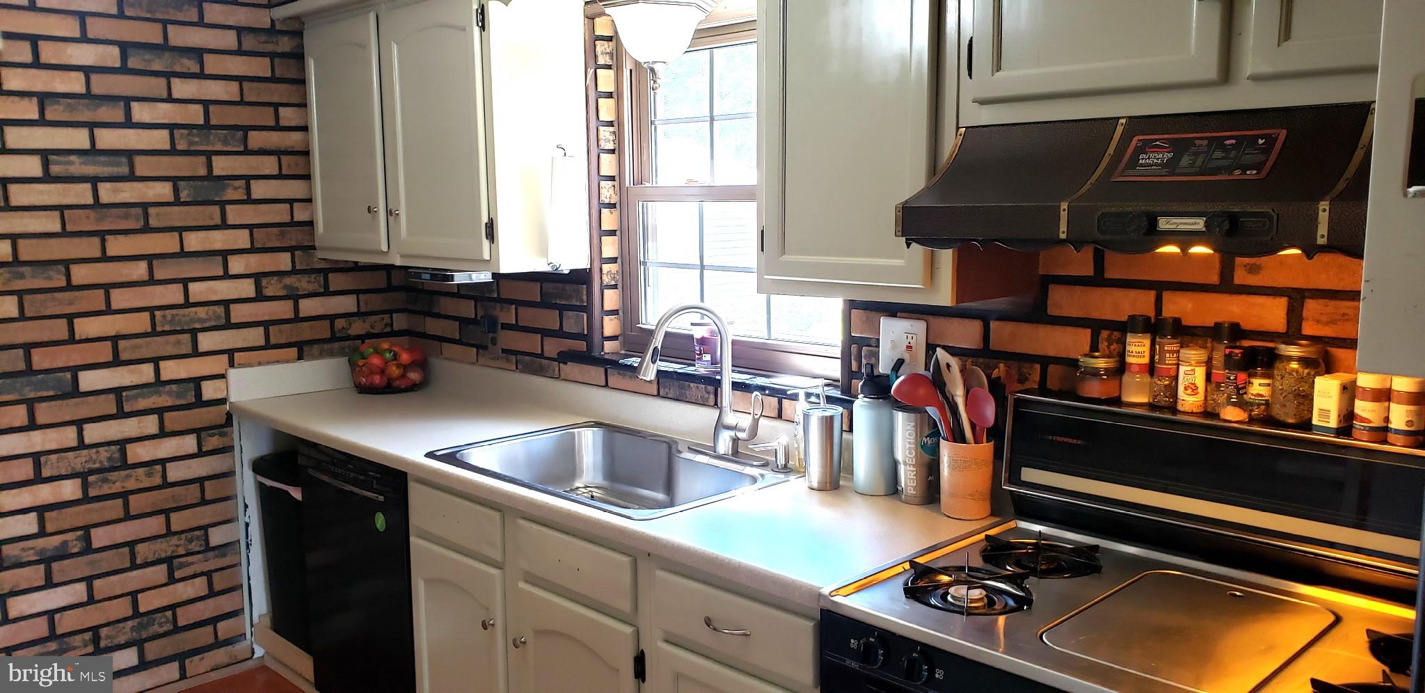 105 Moser Road Warrenton, VA 20186 - Photo 16 of 20 Gallery Image 16