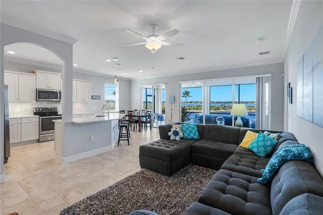 $729,000 | 9060 Siesta Bay Drive, Unit 101, Naples, FL 34120