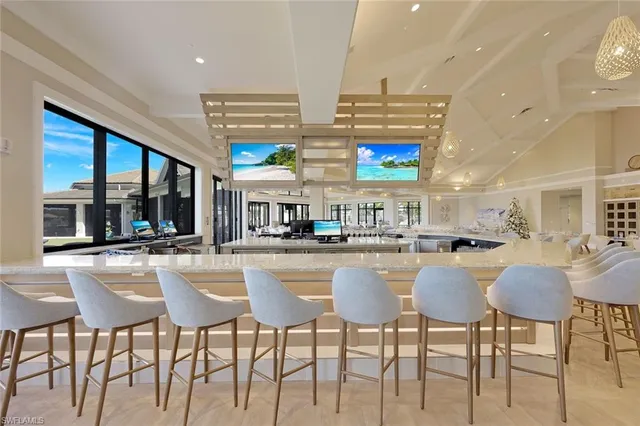 $729,000 | 9060 Siesta Bay Drive, Unit 101, Naples, FL 34120