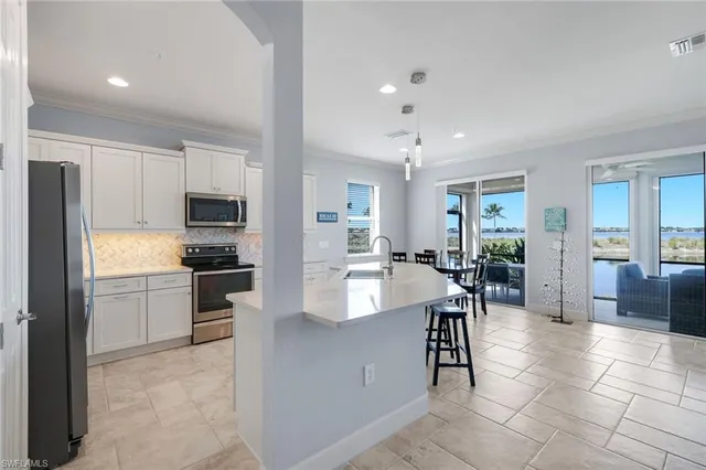 $729,000 | 9060 Siesta Bay Drive, Unit 101, Naples, FL 34120