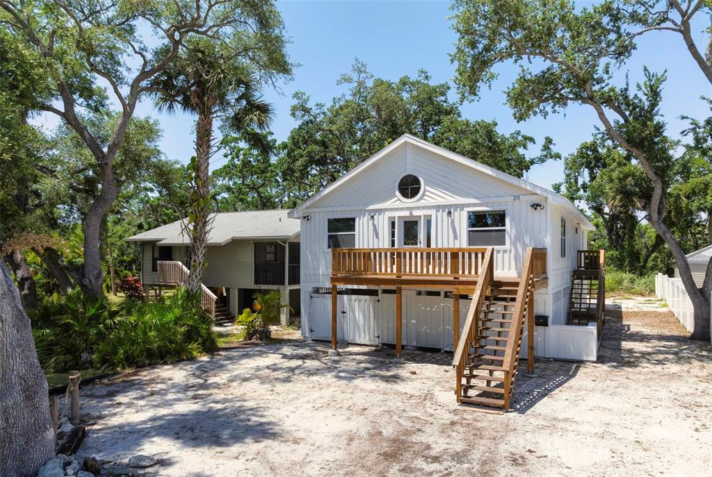 211 Mt Pleasant Road Nokomis, FL 34275 - Photo 1 of 1 Gallery Image 1