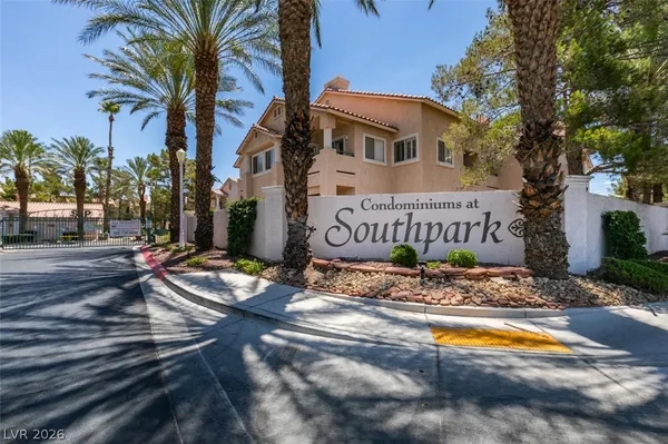 $269,999 | 7450 South Eastern Avenue, Unit 1026, Las Vegas, NV 89123