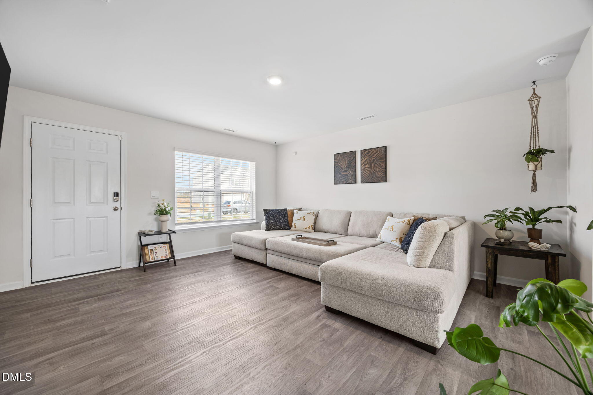 3624 Turney Drive Raleigh, NC 27610 - Photo 4 of 33 13-web-or-mls-IMG_2382