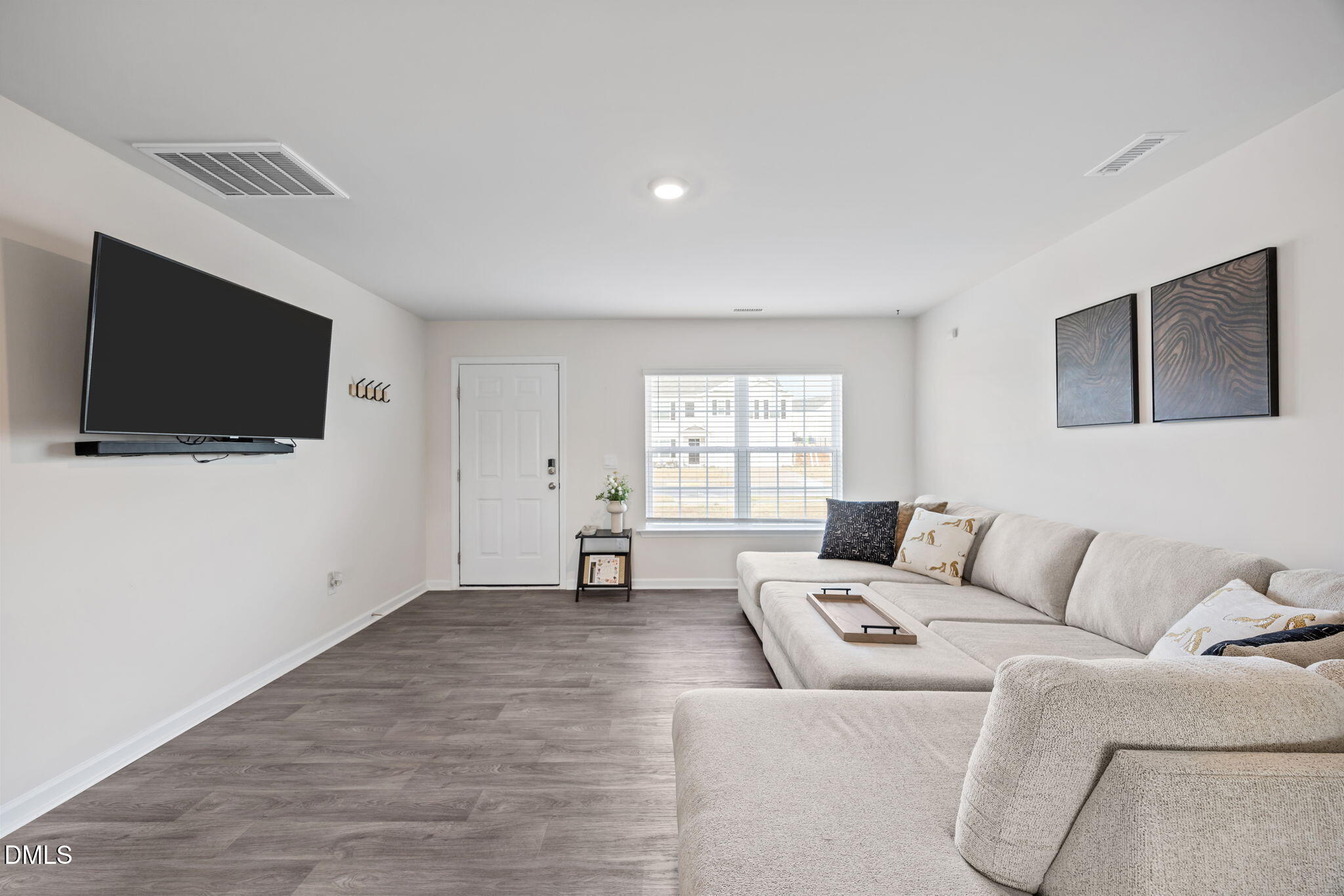 3624 Turney Drive Raleigh, NC 27610 - Photo 5 of 33 14-web-or-mls-IMG_2385