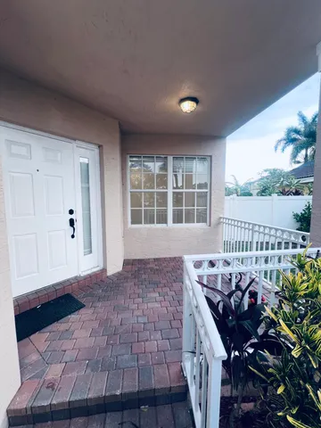 $3,200 | 5033 Polaris Cove, Greenacres, FL 33463