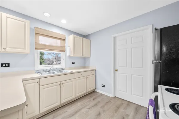 $500,000 | 4217 Elm Street, Downers Grove, IL 60515