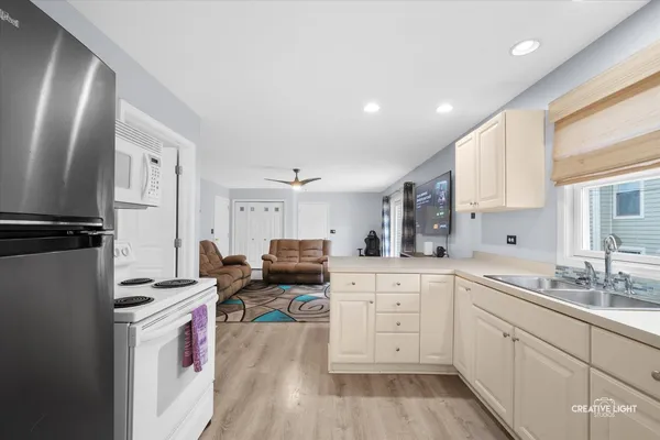 $500,000 | 4217 Elm Street, Downers Grove, IL 60515