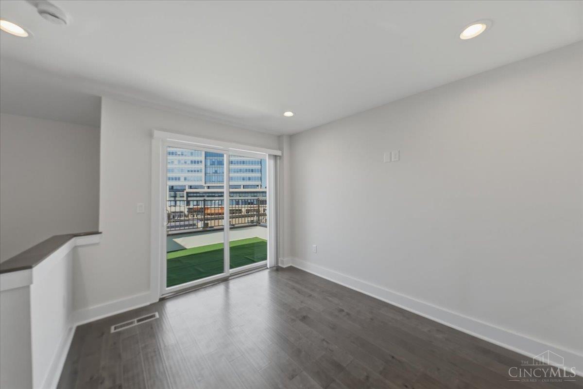 3908 Edwards Road, Unit C Cincinnati, OH 45209 - Photo 48 of 61