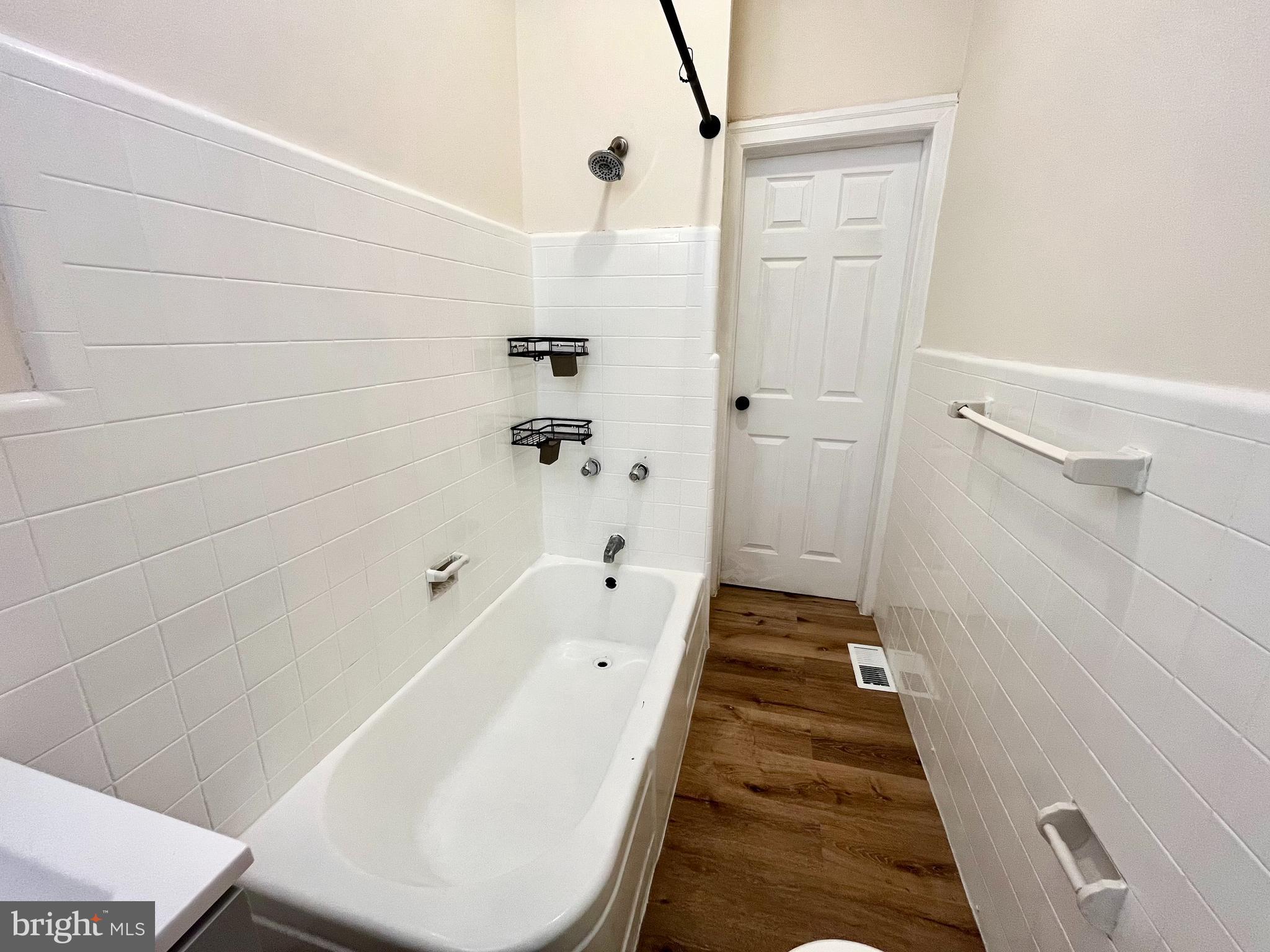 6249 Reedland Street, Unit 1F Philadelphia, PA 19142 - Photo 4 of 9