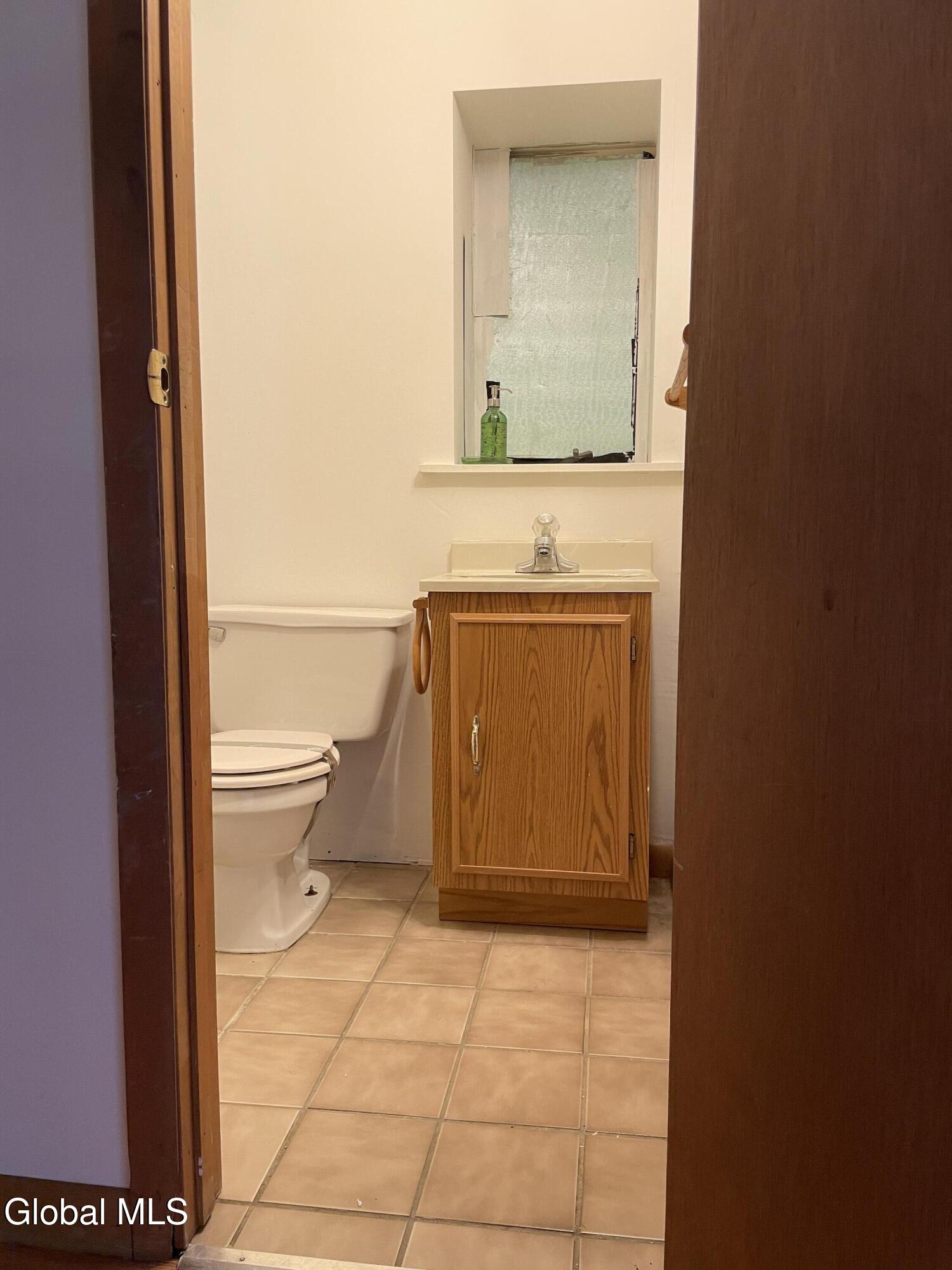 152 Main Street, Unit 1 Worcester, NY 12197 - Photo 7 of 18 IMG_5676 (1)
