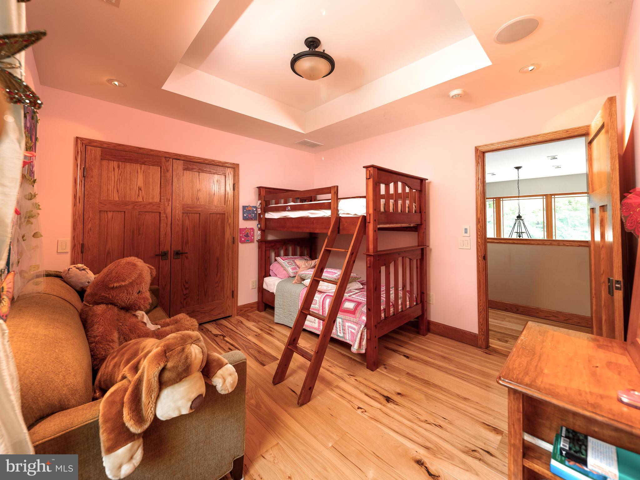 3752 Lehnenberg Road Riegelsville, PA 18077 - Photo 17 of 29 Upper Level Guest Bedroom