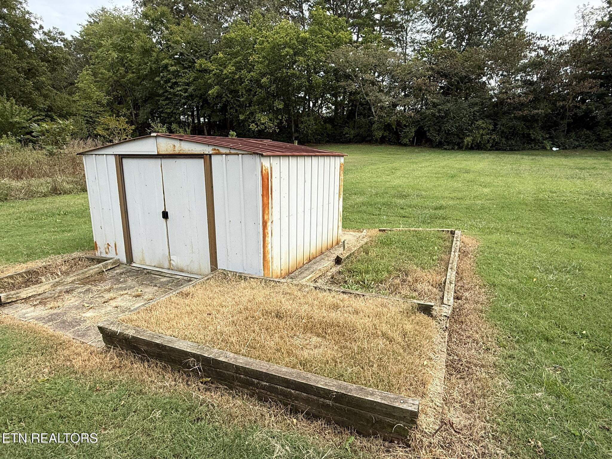 511 Old Cemetery Road Madisonville, TN 37354 - Photo 25 of 26 IMG_0700