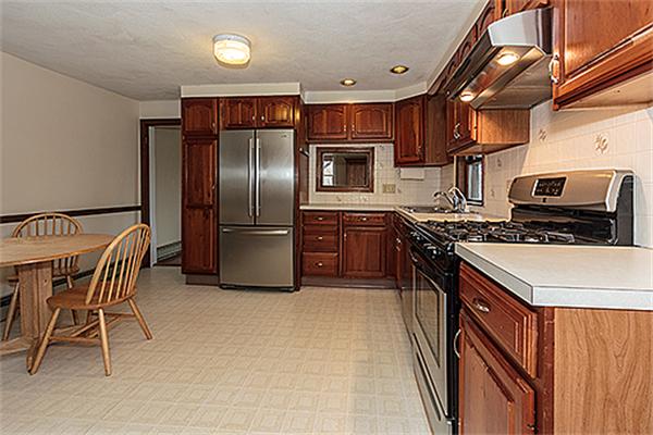 53 River Street Arlington, MA 02474 - Photo 4 of 23 Gallery Image 4