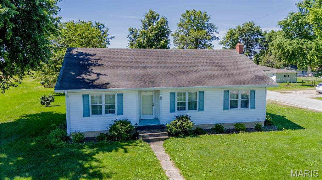 700 South Gehle Street St. Peter, IL 62880 - Photo 1 of 15