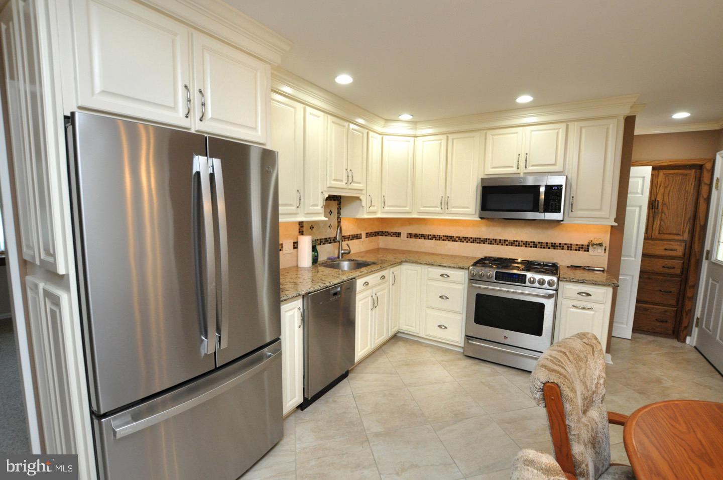 2068 Old York Road Burlington, NJ 08016 - Photo 13 of 31