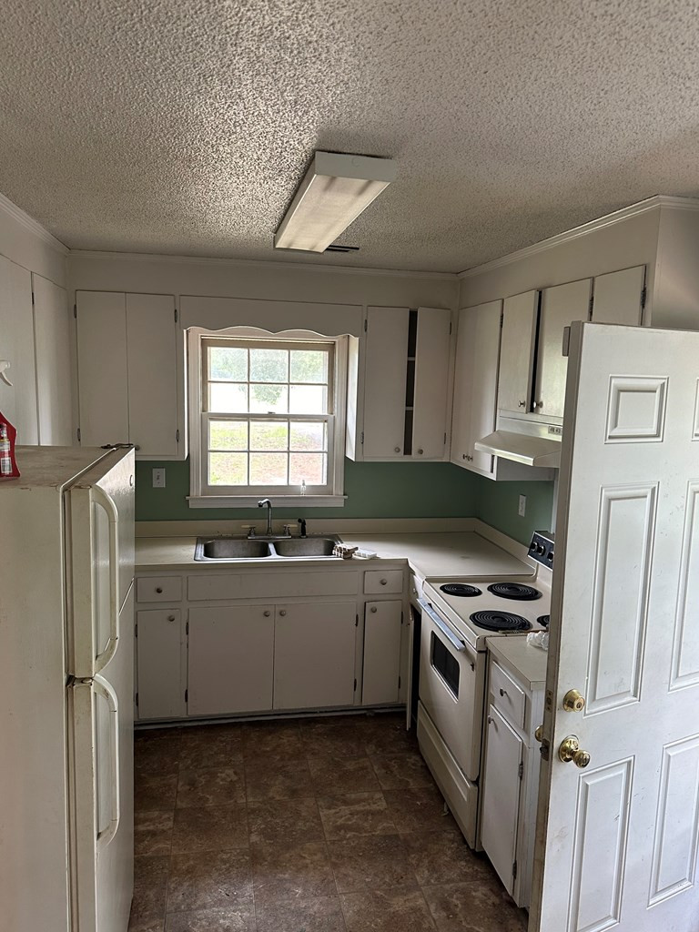 347 Old Manning Road Sumter, SC 29150 - Photo 4 of 12 Gallery Image 4