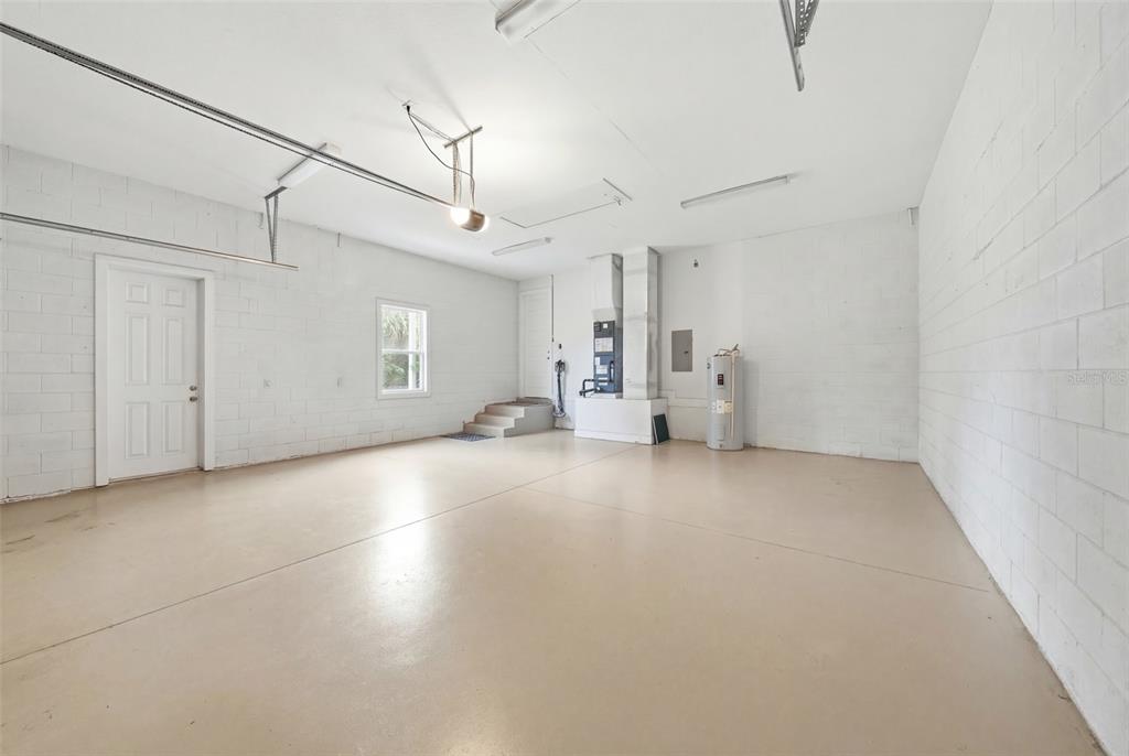 4604 North Fort Christmas Road Christmas, FL 32820 - Photo 27 of 41 an empty room with a empty space and windows