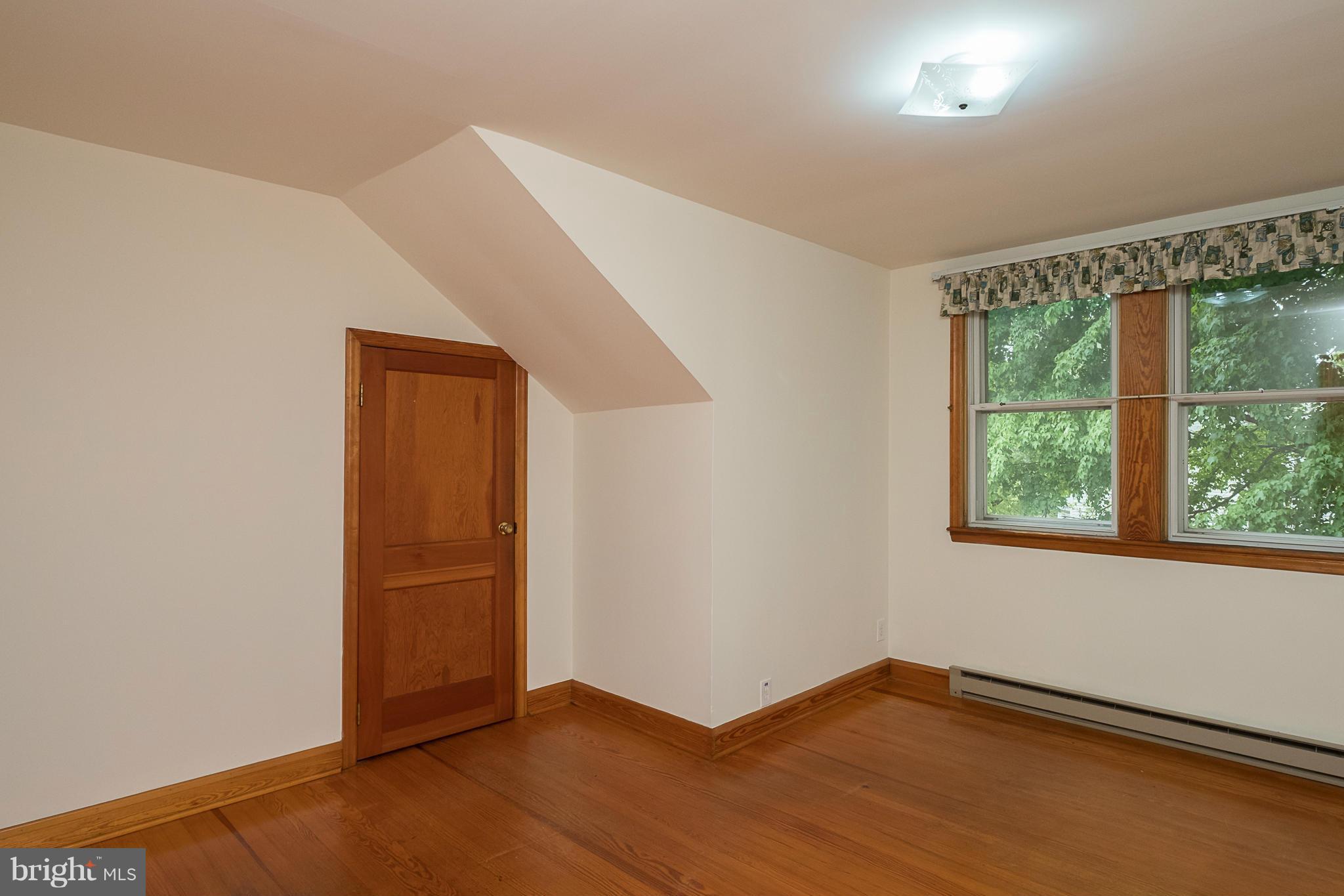 4600 Ridge Avenue Halethorpe, MD 21227 - Photo 22 of 30 Bedroom