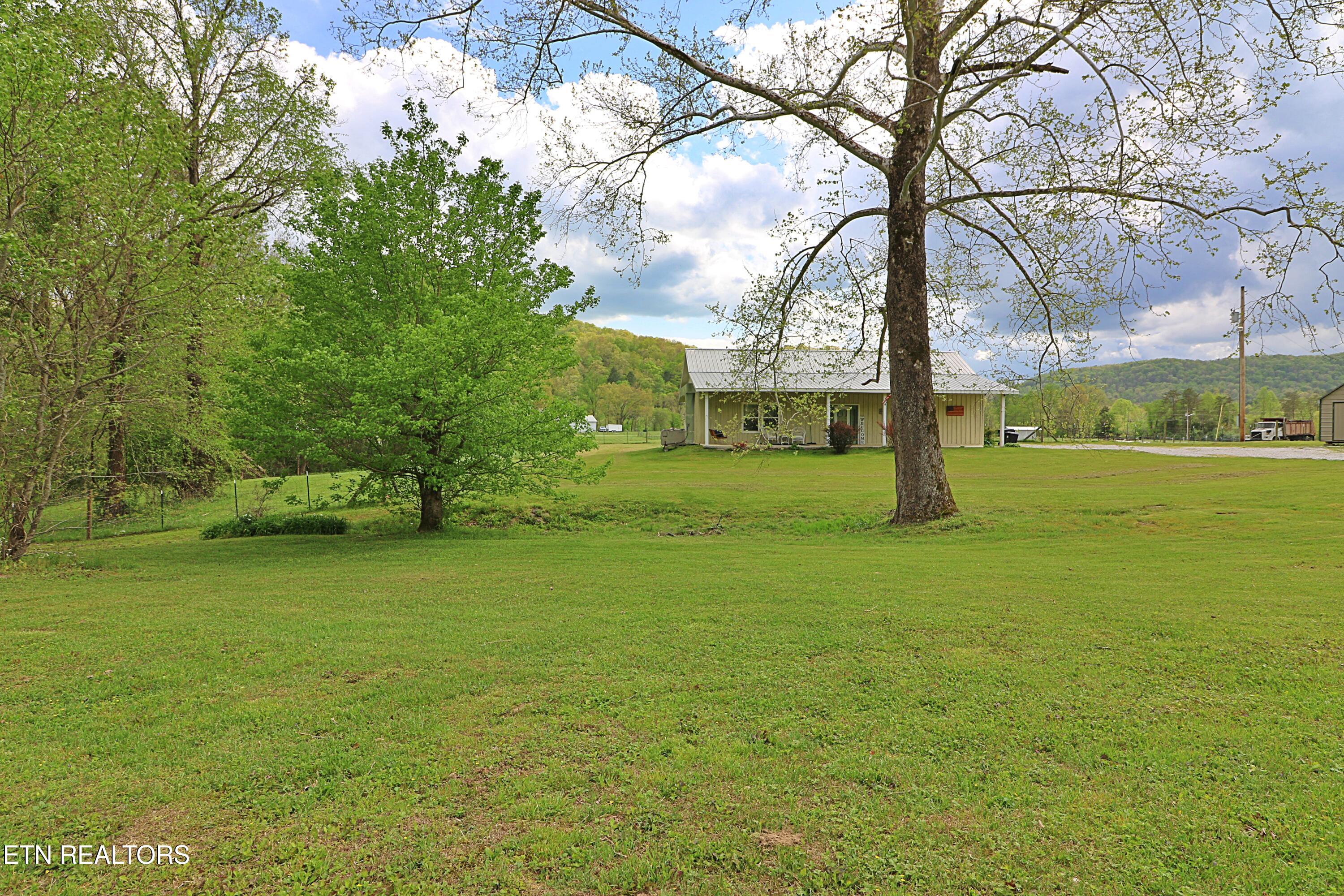 162 Floyd Jeffers Road Huntsville, TN 37756 - Photo 41 of 53 094A0589