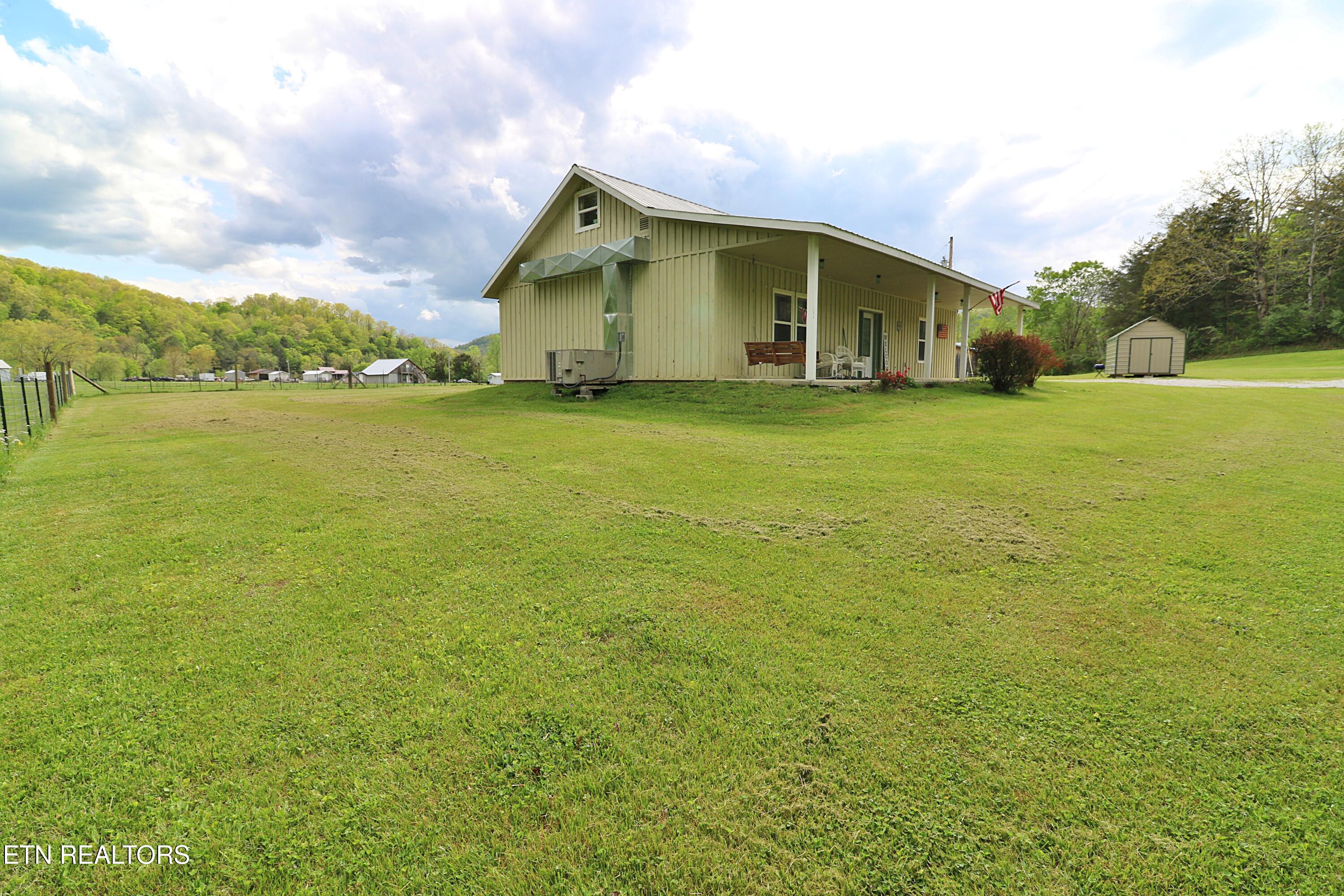 162 Floyd Jeffers Road Huntsville, TN 37756 - Photo 43 of 53 094A0594