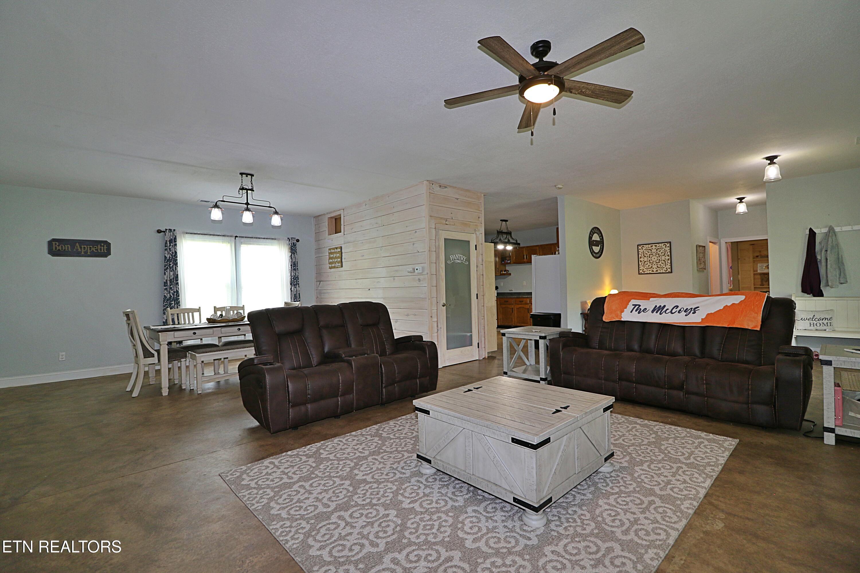 162 Floyd Jeffers Road Huntsville, TN 37756 - Photo 9 of 53 094A0617