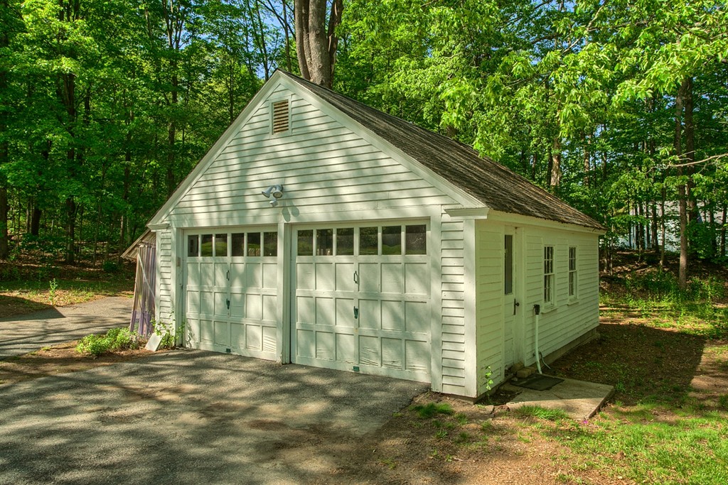 107 Pepperell Road Groton, MA 01450 - Photo 7 of 30