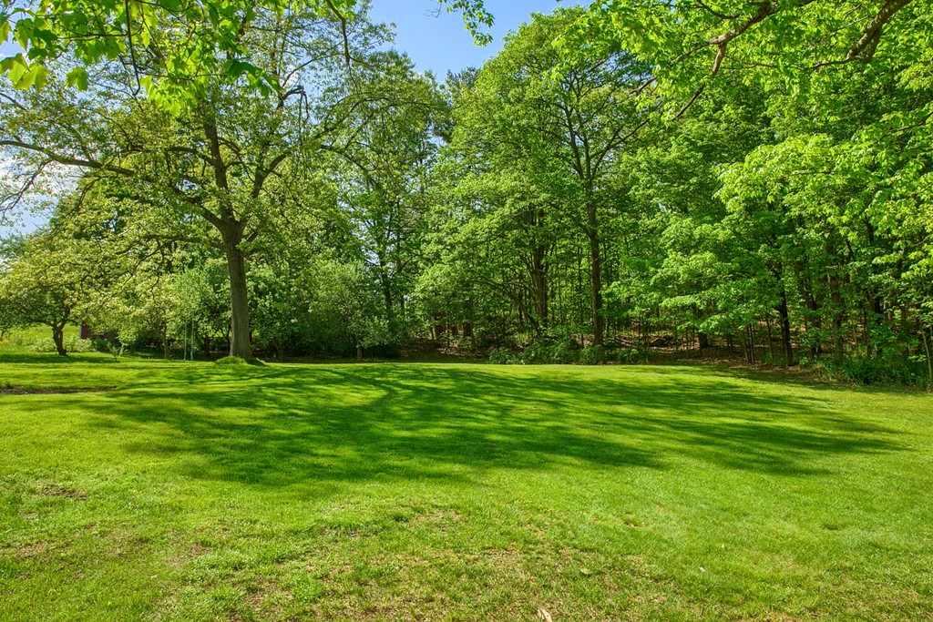 107 Pepperell Road Groton, MA 01450 - Photo 8 of 30