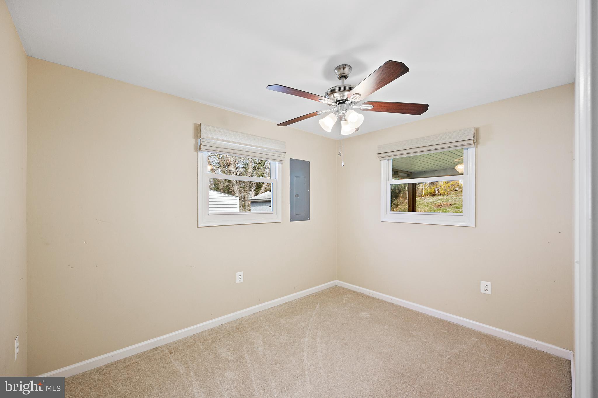 813 Templecliff Road Pikesville, MD 21208 - Photo 11 of 25 Bedroom 3 w/ Carpet Floor