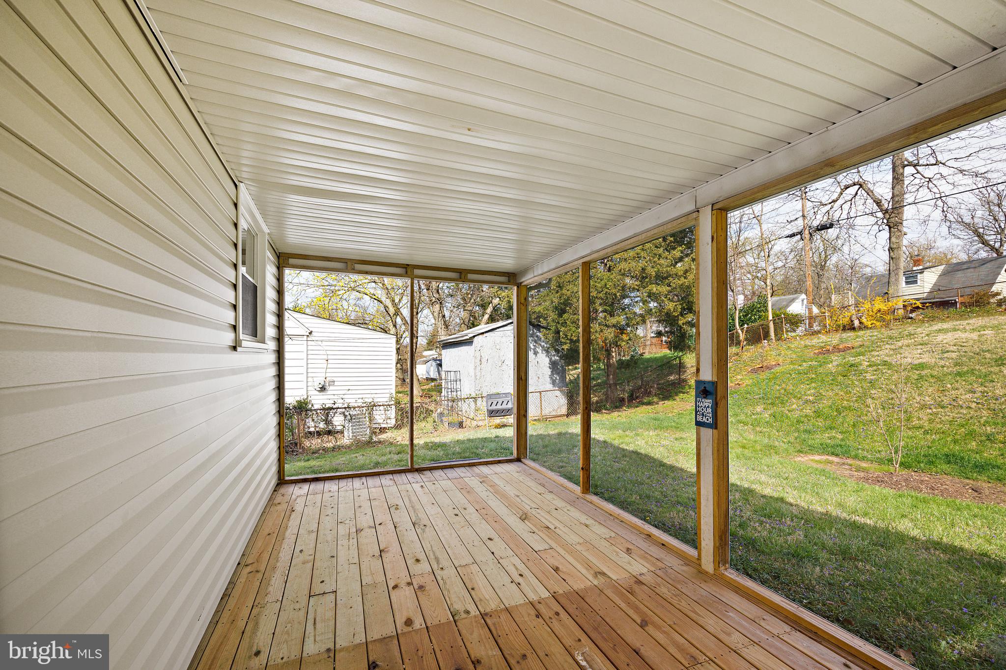 813 Templecliff Road Pikesville, MD 21208 - Photo 24 of 25 Covered Patio