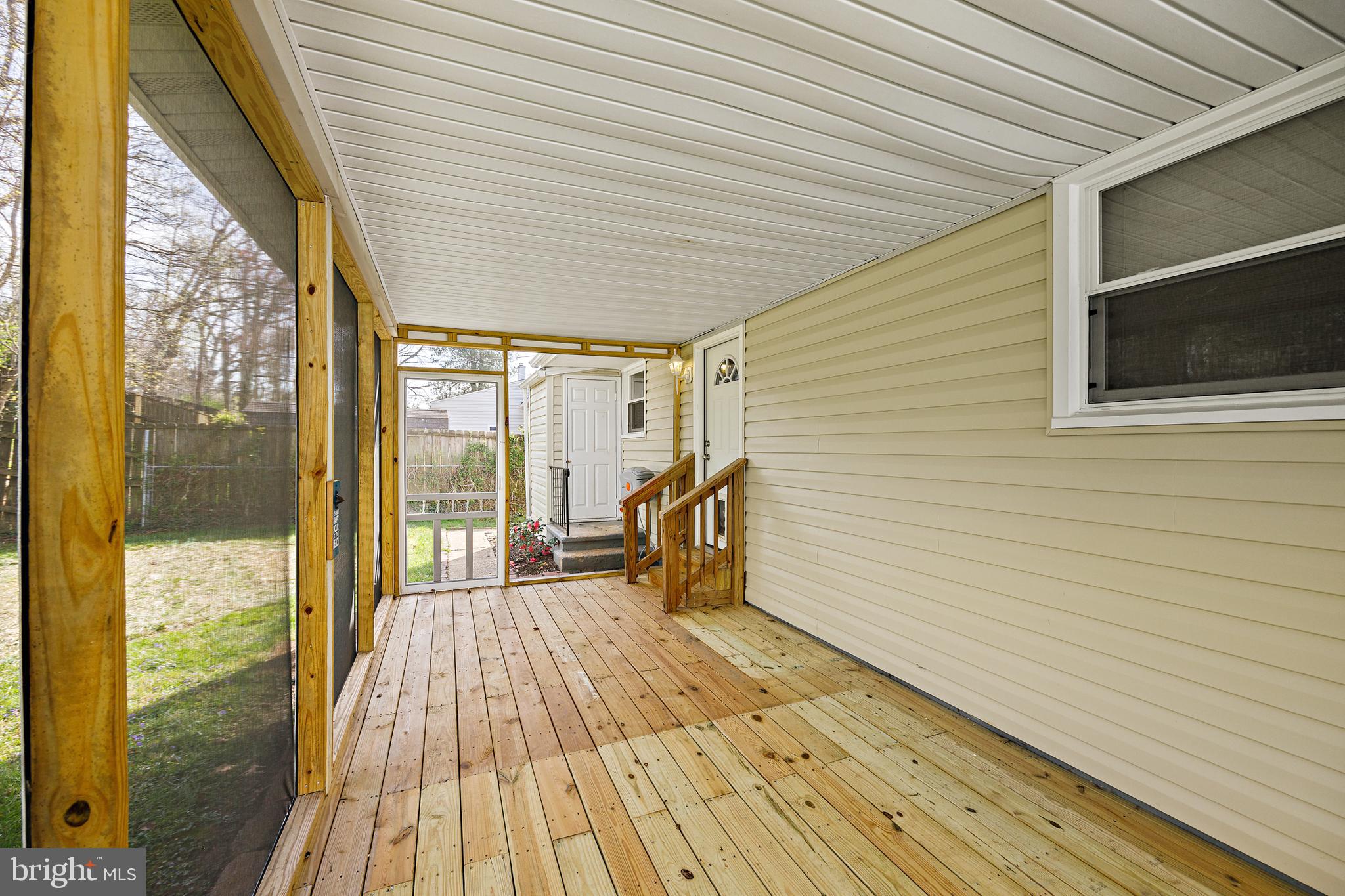 813 Templecliff Road Pikesville, MD 21208 - Photo 25 of 25 Covered Patio