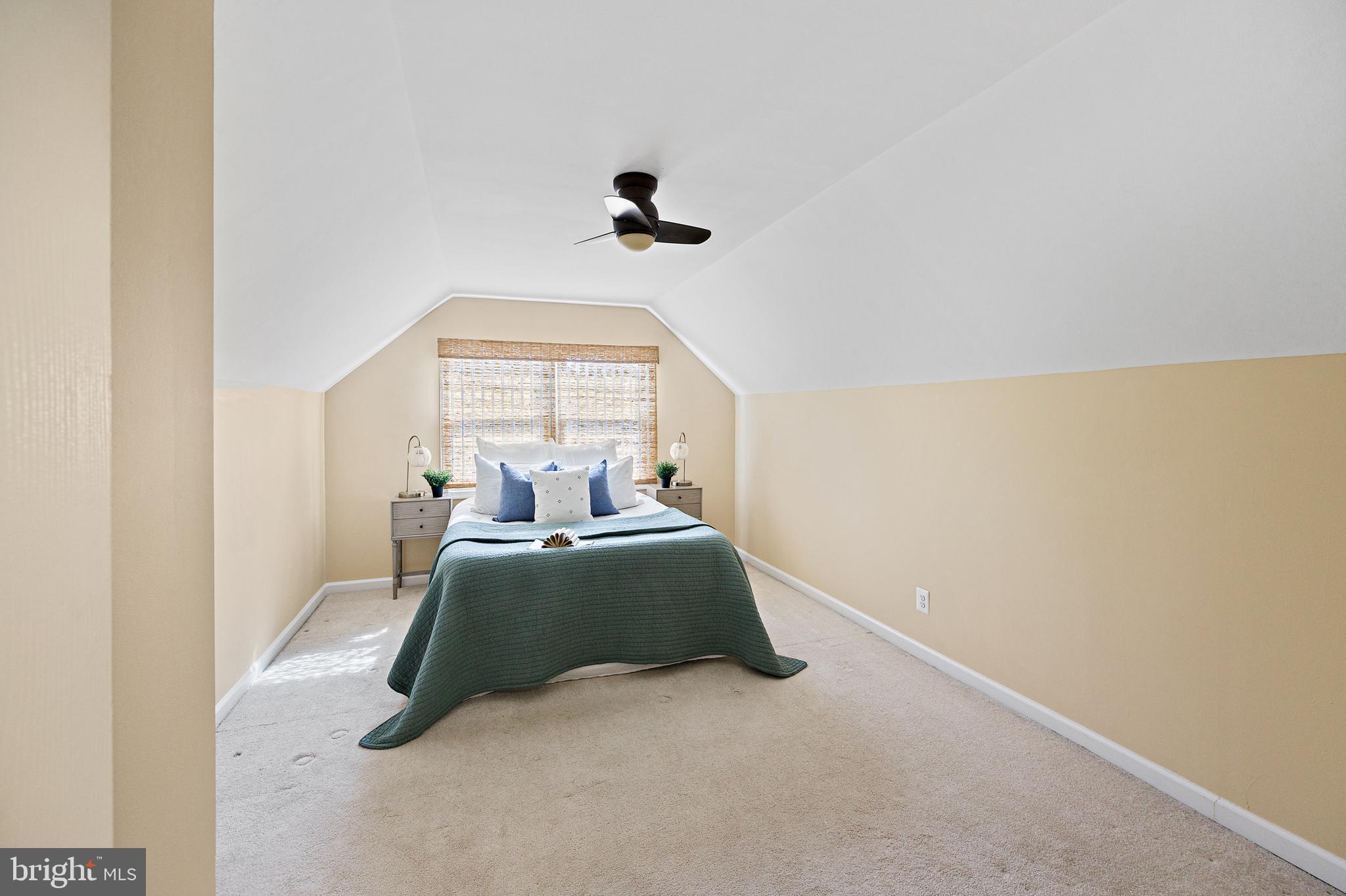 813 Templecliff Road Pikesville, MD 21208 - Photo 4 of 25 Upper Level Primary Suite