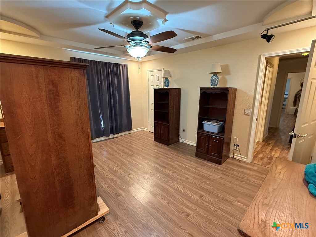609 East Henry Street Hamilton, TX 76531 - Photo 24 of 44