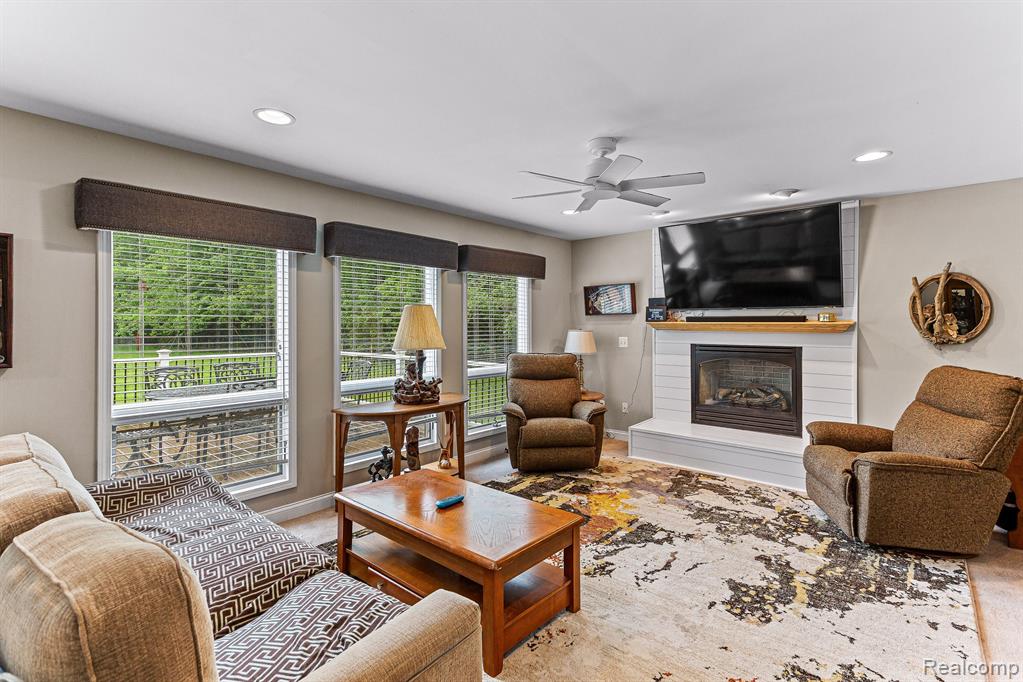27777 Grix Road New Boston, MI 48164 - Photo 25 of 53 Gallery Image 25