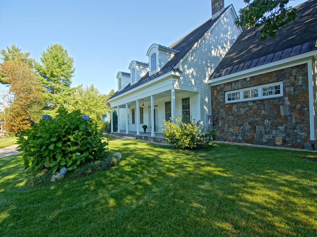 427 South Road Rye, NH 03870 - Photo 3 of 33