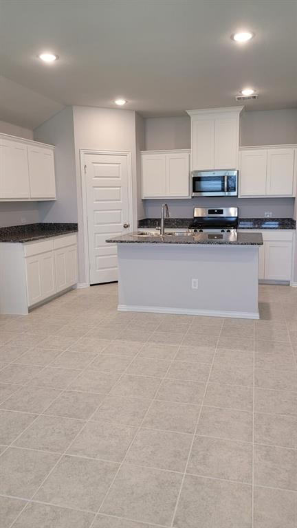 1919 Rolling Rdg Drive Van Alstyne, TX 75495 - Photo 3 of 21