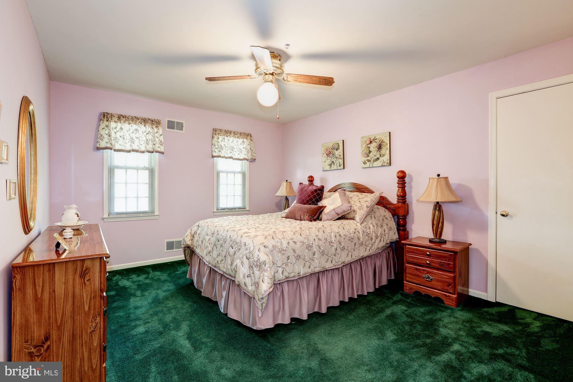 15141 Middlegate Road Silver Spring, MD 20905 - Photo 21 of 30 Bedroom 3 with Walk-in Closet