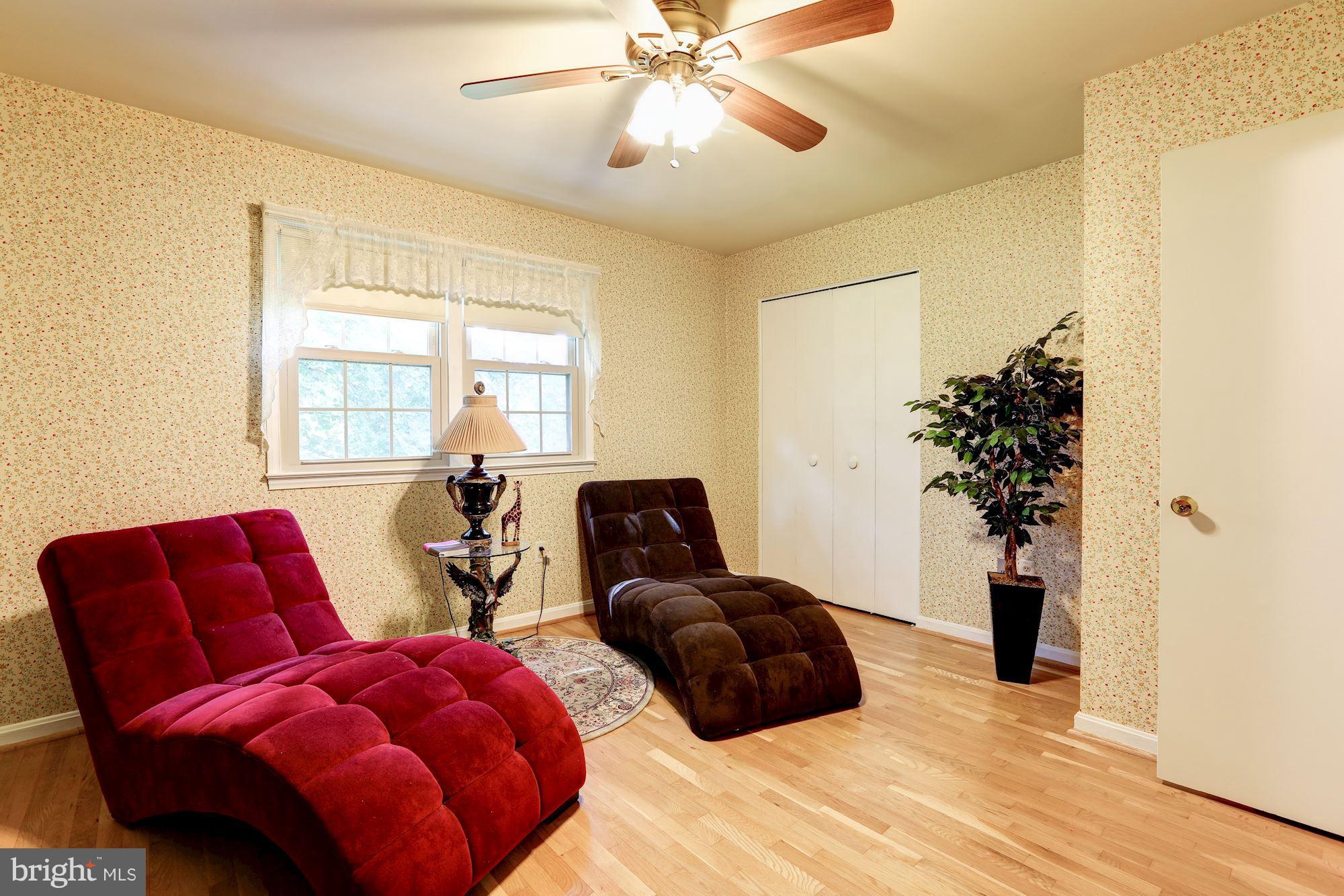 15141 Middlegate Road Silver Spring, MD 20905 - Photo 22 of 30 Bedroom 4 with hardwood floors
