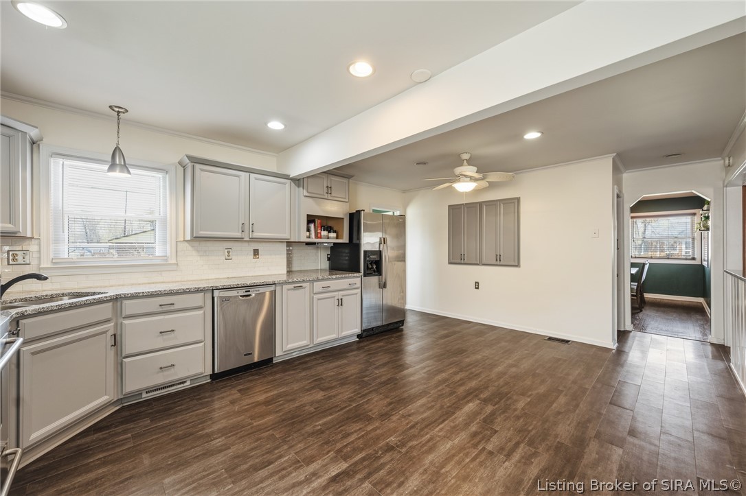 3 Woodland Road Jeffersonville, IN 47130 - Photo 20 of 50