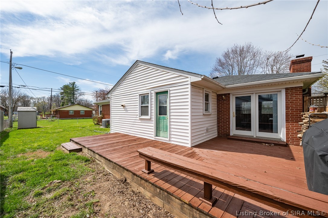 3 Woodland Road Jeffersonville, IN 47130 - Photo 41 of 50